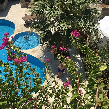 Villanaz Appartement Bitez